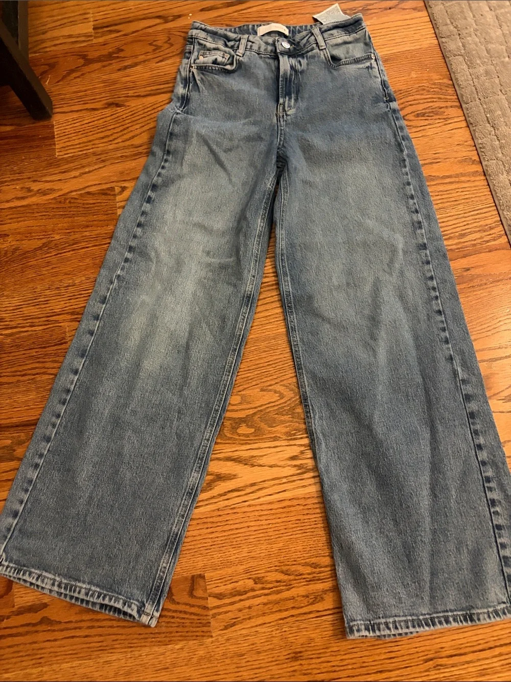 Zara Medium Blue Denim Jeans with Silver Button